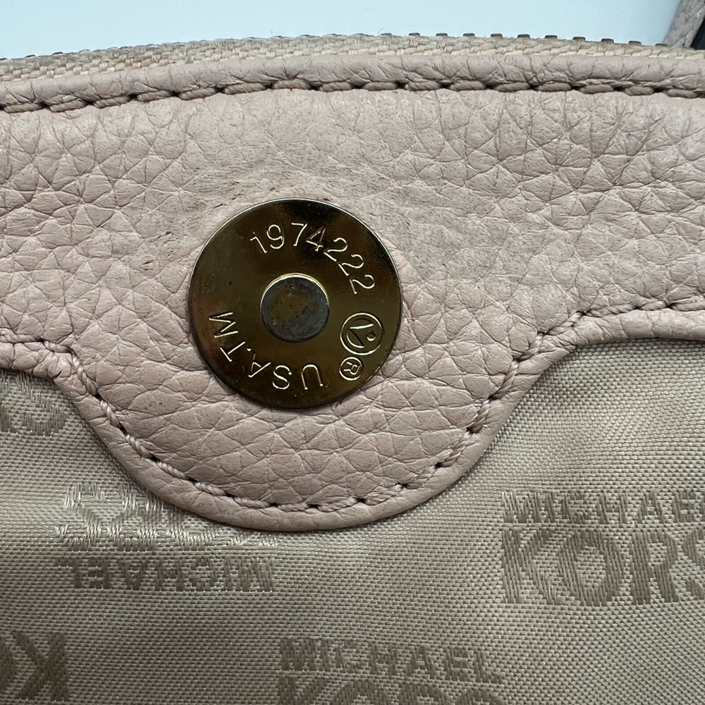 Michael Kors Bedford Crossbody Bag - Picture 13 of 15
